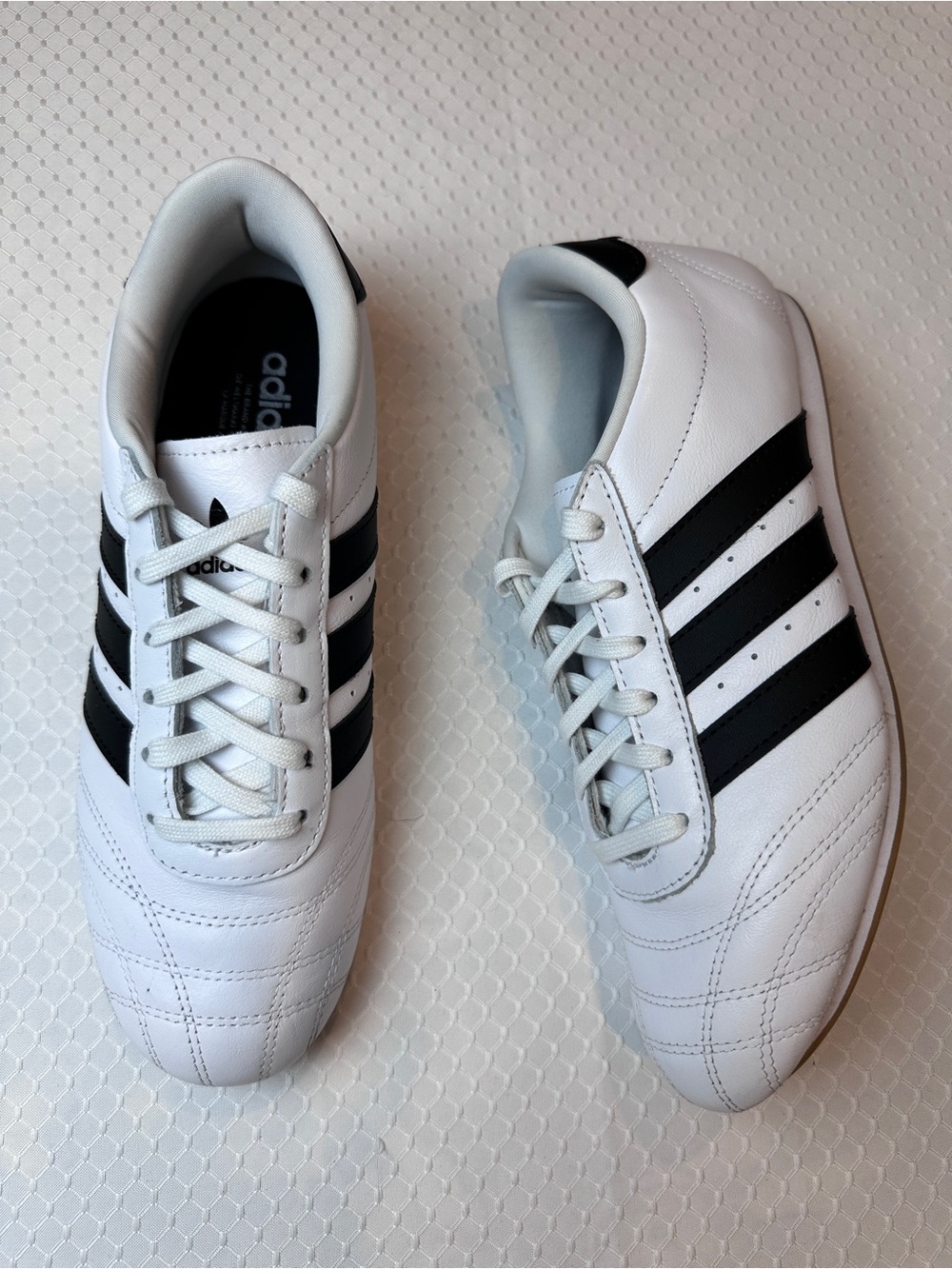 Adidas Taekwondo Lace Sneakers Low profile leather 7.5